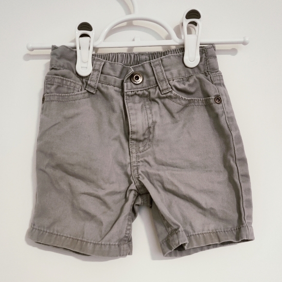 Calvin Klein summer t-shirt and shorts set for boy 18 months - Picture 11 of 14